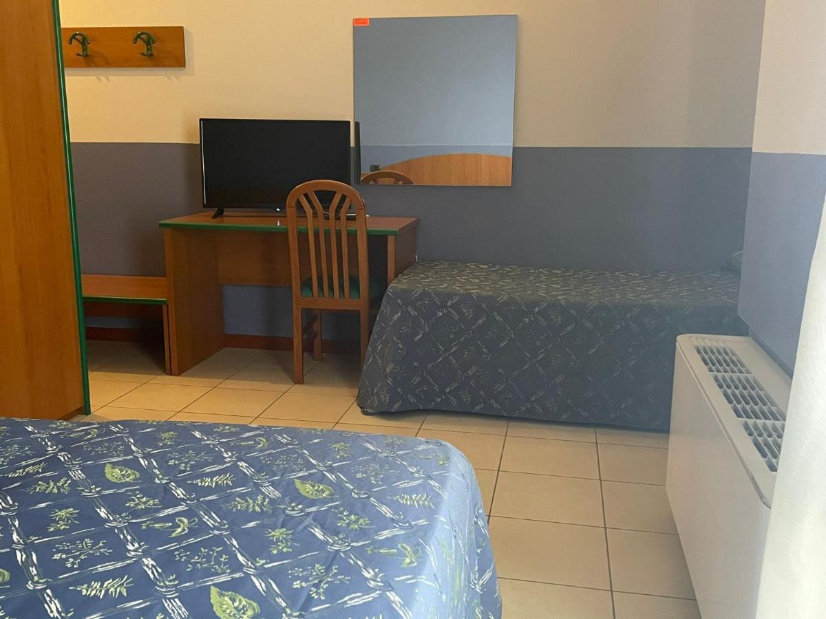 Hotel Arda Fiorenzuola Fiorenzuola dʼArda Zewnętrze zdjęcie