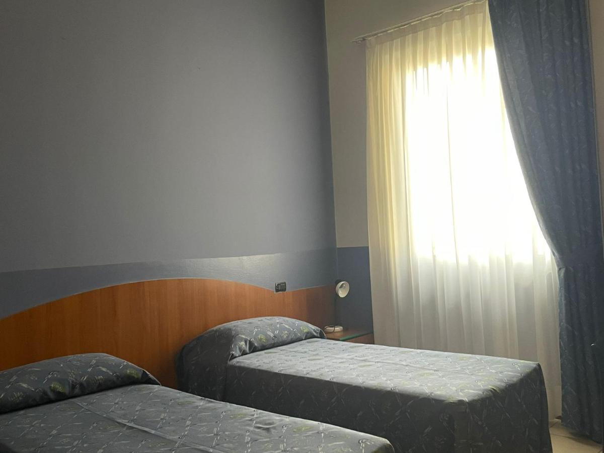 Hotel Arda Fiorenzuola Fiorenzuola dʼArda Zewnętrze zdjęcie
