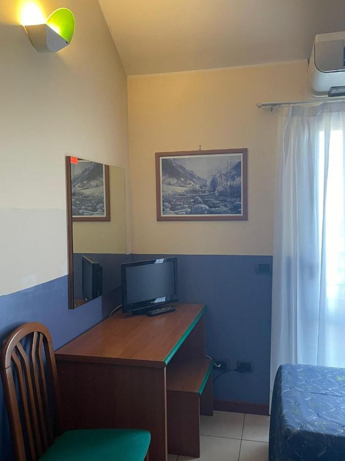 Hotel Arda Fiorenzuola Fiorenzuola dʼArda Zewnętrze zdjęcie