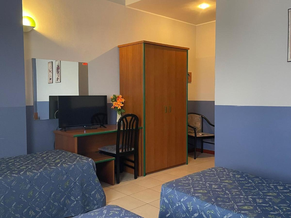 Hotel Arda Fiorenzuola Fiorenzuola dʼArda Zewnętrze zdjęcie